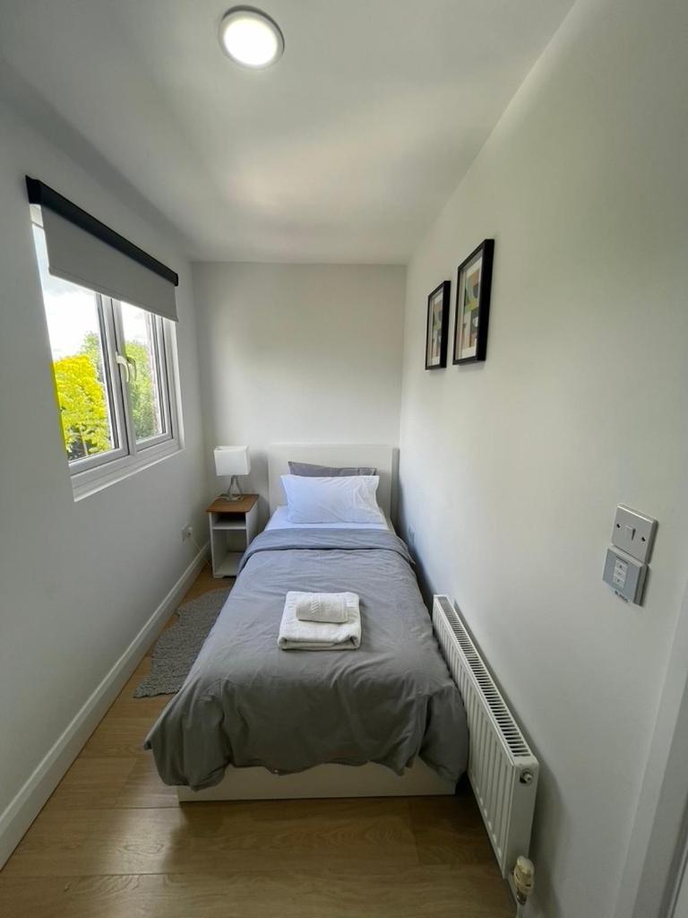Zenobia London Luxury Apartments 핀칠리 외부 사진