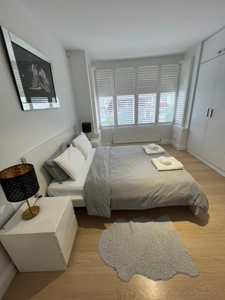 Zenobia London Luxury Apartments 핀칠리 외부 사진